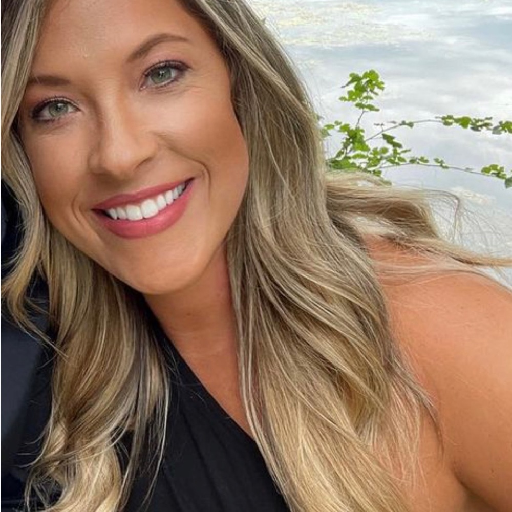 Meet your Posher, Christy
